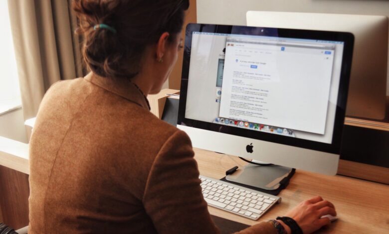 Comment ajouter et utiliser une boîte aux lettres partagée dans Outlook et Microsoft 365