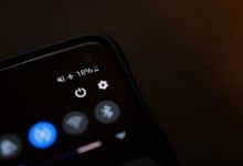Comment économiser la batterie du téléphone pendant que vous voyagez