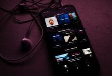 Comment afficher les commandes de musique sur les paramètres rapides sur Android